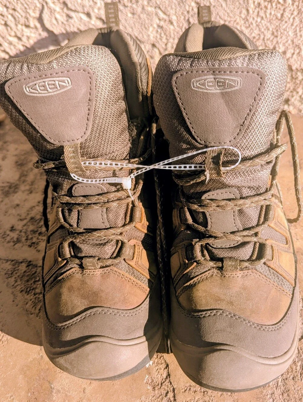 Keen Men's Brown and Gray Waterproof Mid-Height Hiking Boots